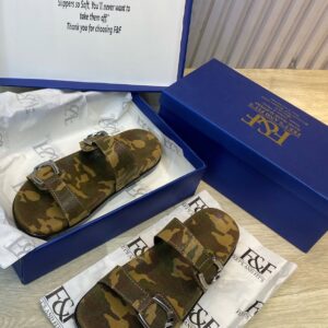 Camouflage flat palm